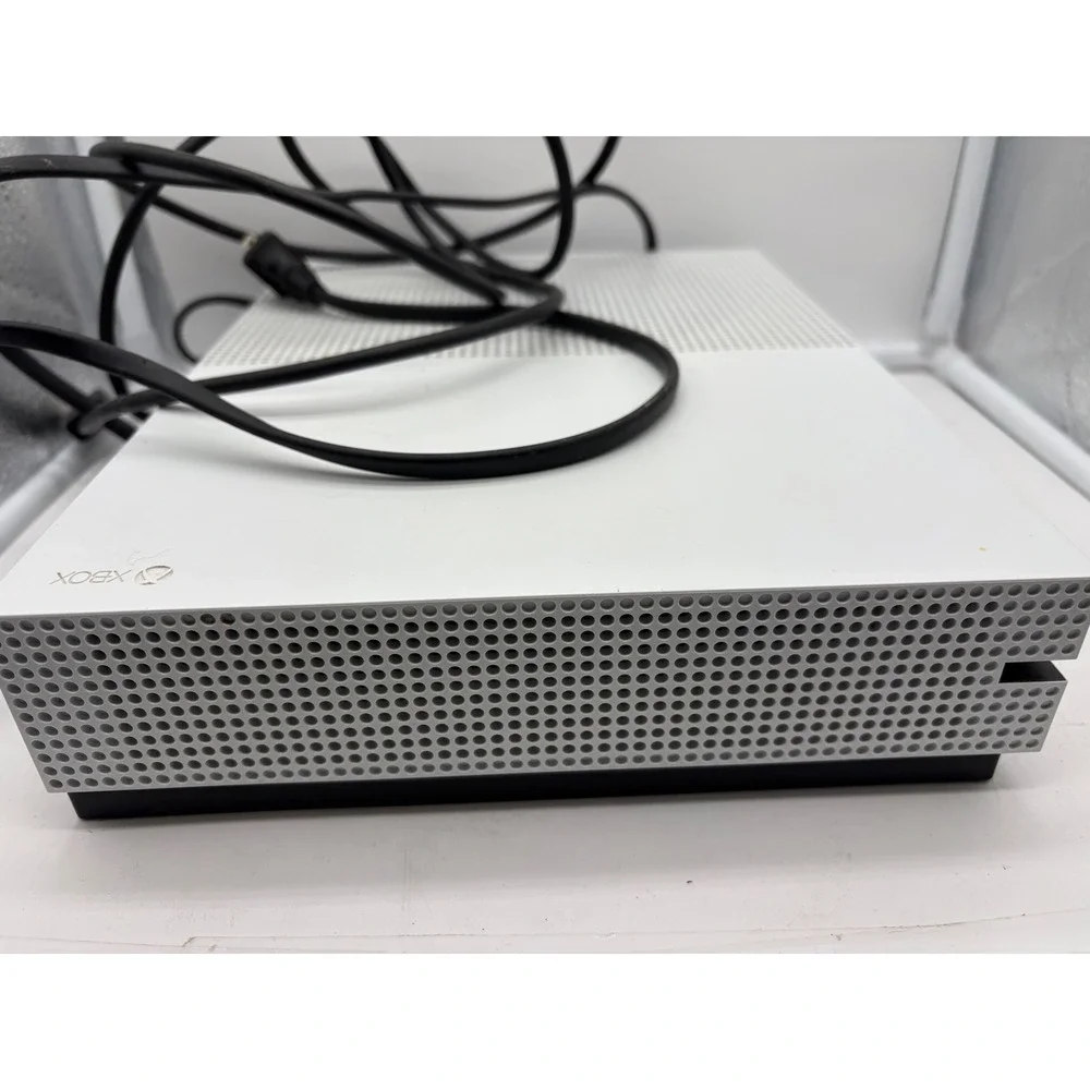 Microsoft Xbox One S 1TB White Console Bundle TESTED - No Controller Cords Only